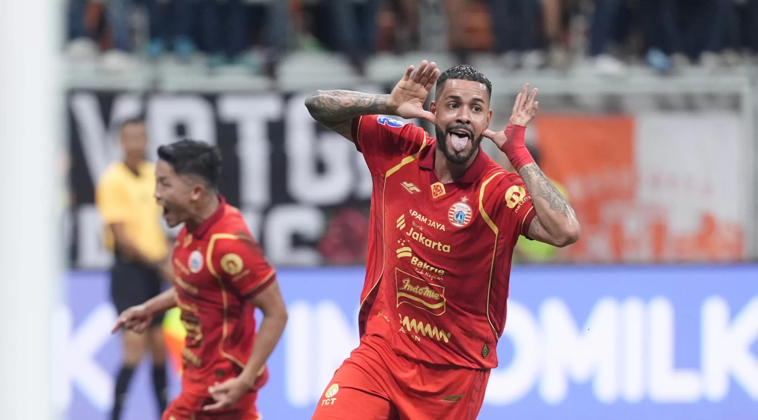 Emaxwell Souza dan Allano Lima Tanggapi Kritik Keras The Jakmania