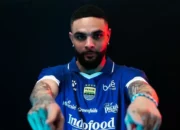 Marc Klok Siap Dampingi Layvin Kurzawa Beradaptasi di Persib Bandung