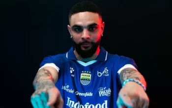 Marc Klok Siap Dampingi Layvin Kurzawa Beradaptasi di Persib Bandung
