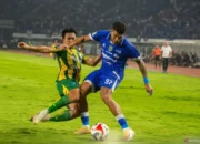 Klasemen Liga Indonesia: Persib Bandung Kokoh di Puncak dengan Selisih Tipis