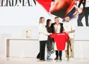 Publik Tanah Air Ramai-ramai Kagumi Putri John Herdman, Pelatih Baru Timnas Indonesia