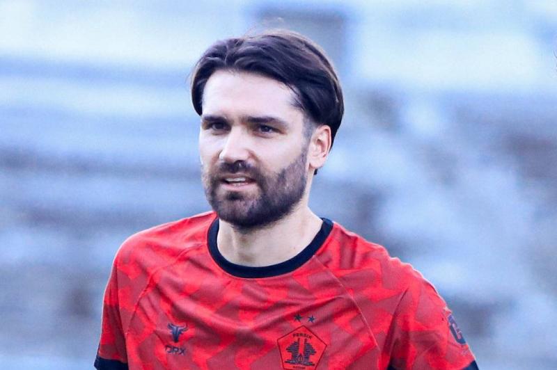 Jon Toral, Produk La Masia, Antusias Jalani Debut Bersama Persik Kediri di Super League