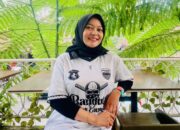 Ramalan Bobotoh Cantik Sani Sintya: Persib Bandung Diprediksi Tundukkan Persija dengan Skor Ketat