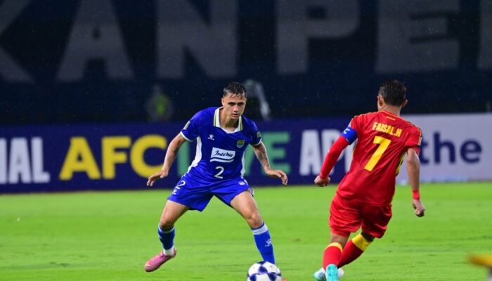 Alasan Eliano Reijnders Tak Tampil Saat Persib Bandung Menjamu PSBS Biak