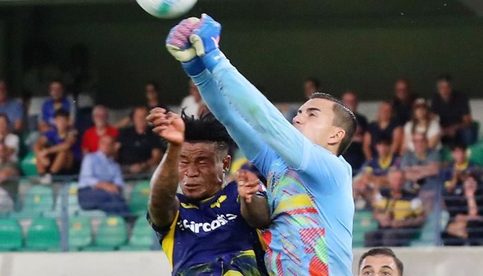 Penampilan Gemilang Emil Audero Bantu Cremonese Tahan Imbang Verona