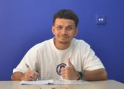 Dipinjamkan ke Persik Kediri, Hamra Hehanussa Akui Peran Penting Persib dalam Perjalanan Karier