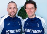 Tolak Tawaran Melatih Timnas Indonesia, John Heitinga Mantap Jadi Asisten Thomas Frank di Tottenham