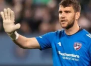 Nilai Pasar Terbaru Maarten Paes Usai Resmi Merapat ke Ajax Amsterdam