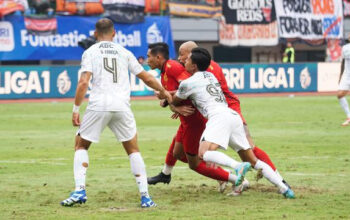 Jelang Duel Persib vs Persija, Bojan Hodak Tetap Percaya Diri Meski Tiga Pilar Absen Latihan