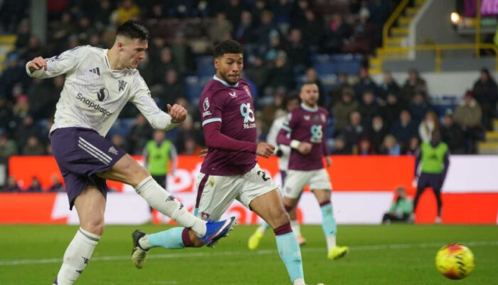 Dwigol Benjamin Sesko Tuai Apresiasi Darren Fletcher, Manchester United Tetap Gagal Raih Kemenangan