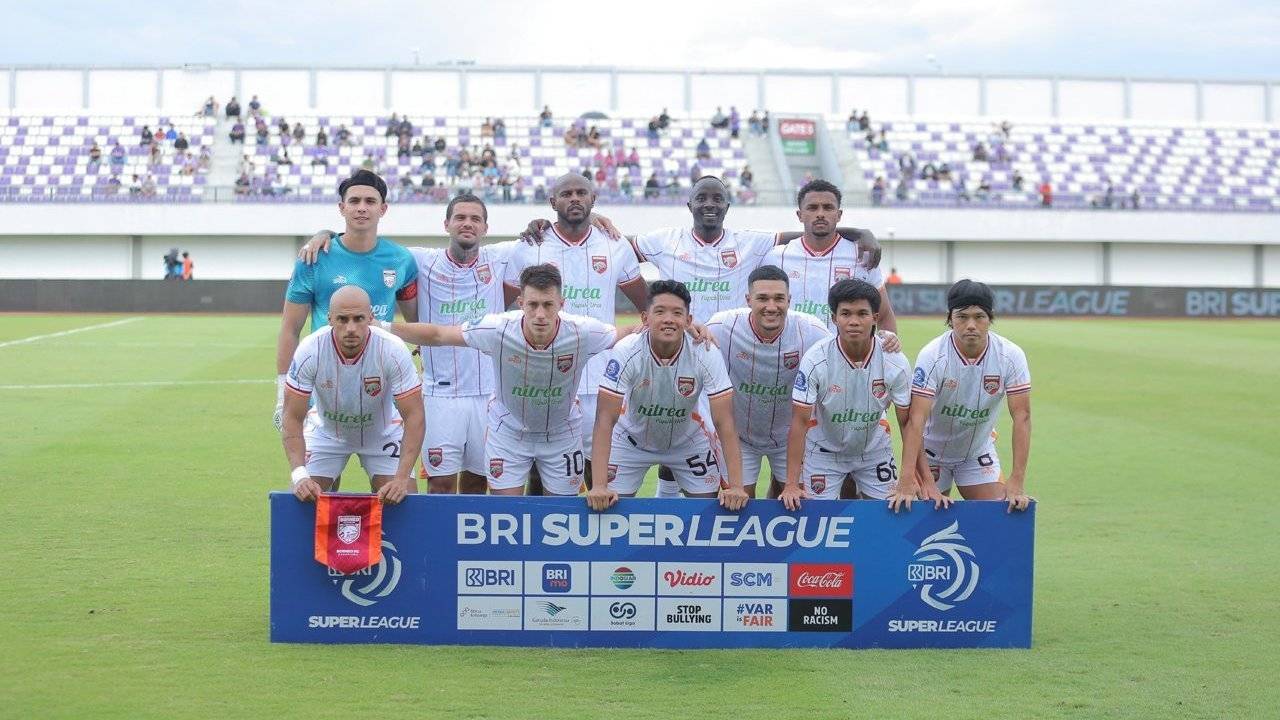 Persib dan Persija Punya Kans Rebut Gelar Juara Paruh Musim Setelah Borneo FC Tumbang