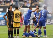 Dua Kesalahan Fatal Bruno Tubarao Warnai Kekalahan Persija dari Persib