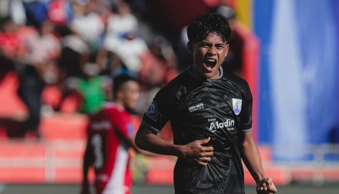 Persis Solo Akhiri Tren Negatif Usai Tekuk Semen Padang 3-2 di Padang