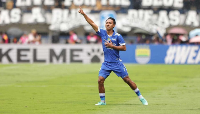 7 Pemain Persib dengan Menit Bermain Terbanyak di Paruh Musim BRI Super League 2025/2026, Beckham Putra Absen dari Daftar