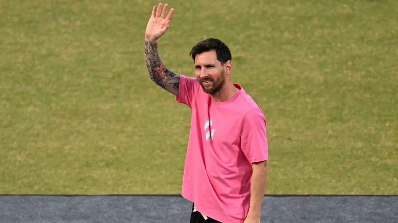 Lionel Messi Bocorkan Minuman Favoritnya yang Terbilang Unik: Perpaduan Anggur dan Sprite