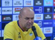 Komentar Bojan Hodak Setelah Persib Taklukkan PSBS Biak, Fokus Evaluasi Lini Depan