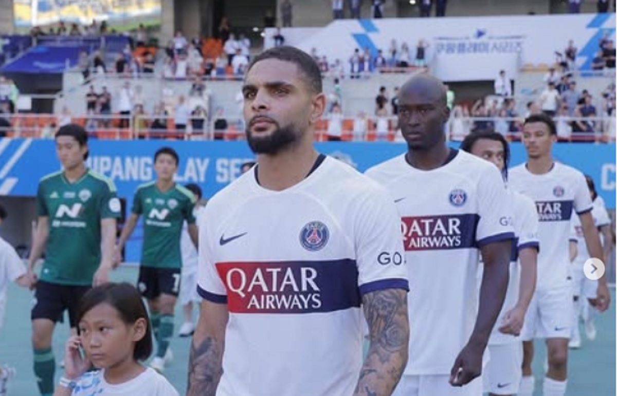 Mantan Bek PSG Layvin Kurzawa Dikaitkan dengan Persib Bandung, Jurnalis Prancis Ungkap Negosiasi