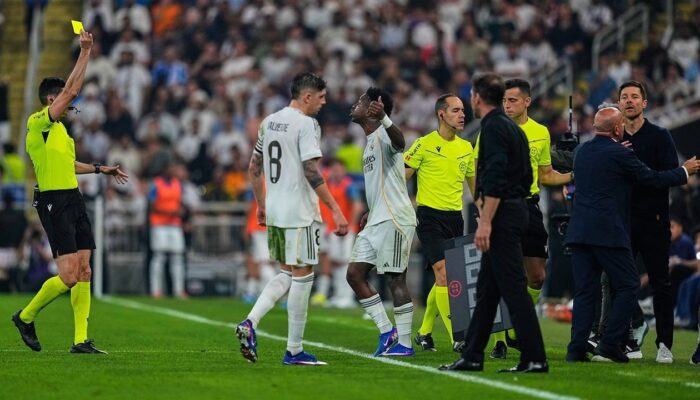 Panas Derby Madrid: Xabi Alonso Geram Usai Diego Simeone Sindir Vinicius