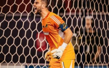 Resmi! Maarten Paes Jadi Kiper Baru Ajax Amsterdam