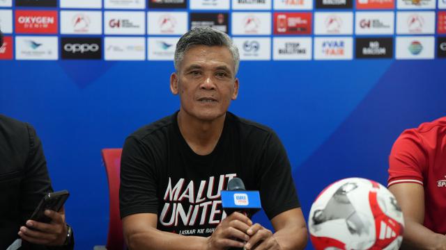Adu Strategi Pelatih Persebaya vs Malut United di BRI Super League 2025/2026: Debut Bernardo Tavares Bersama Bajul Ijo