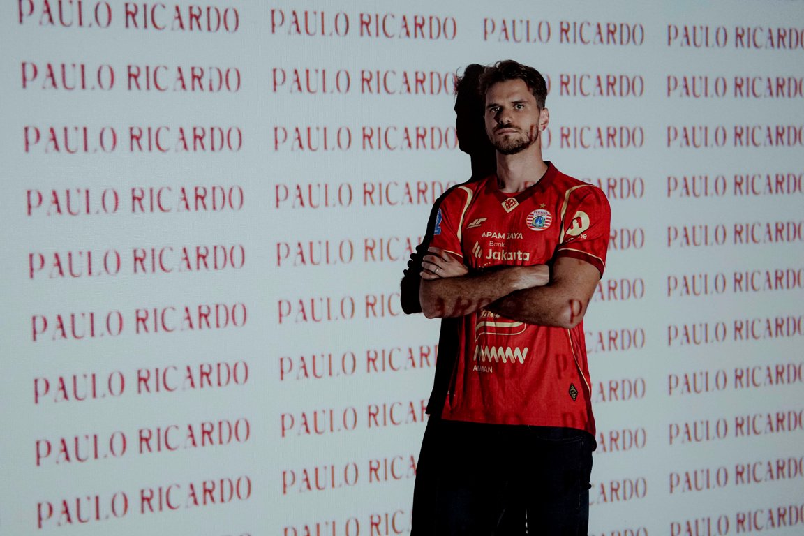 Resmi Berseragam Persija, Paulo Ricardo Pasang Target Juara Super League 2025–2026