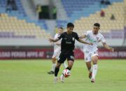 BRI Super League: Milomir Seslija Evaluasi Kekeliruan Tim usai Persis Solo Takluk dari Borneo FC