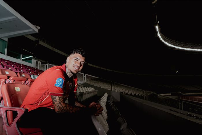 Shayne Pattynama Ungkap Rasa Bangga Setelah Resmi Berseragam Persija Jakarta