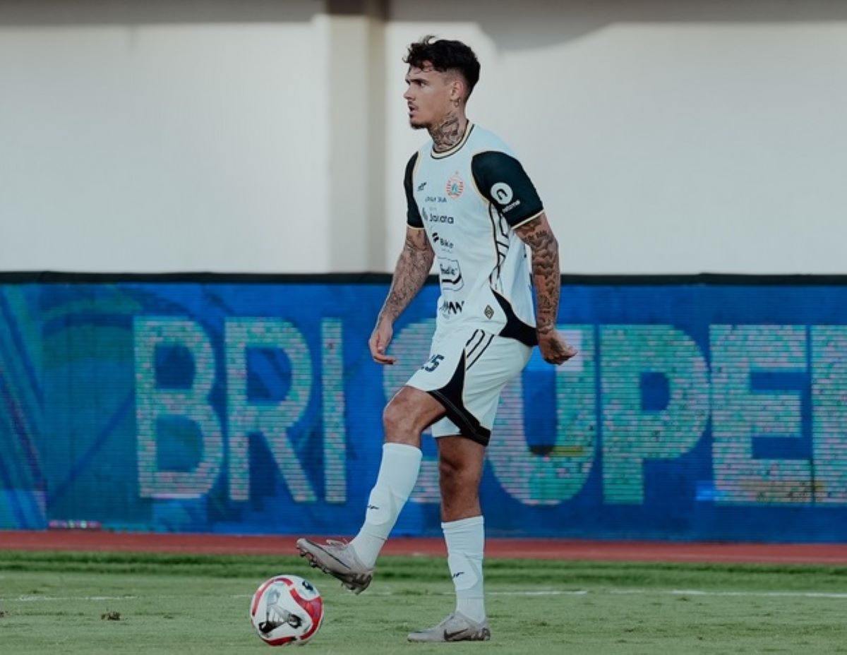 Mauricio Souza Buka Suara soal Debut Shayne Pattynama Bersama Persija