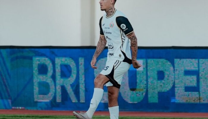 Mauricio Souza Buka Suara soal Debut Shayne Pattynama Bersama Persija