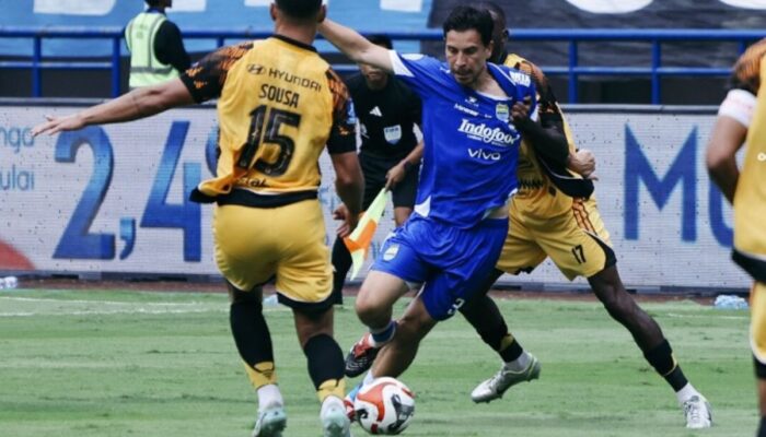 Keluarga Thom Haye Dapat Teror Mengerikan Usai Persib Taklukkan Persija 1-0