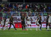 Update BRI Super League: Persija Tempel Ketat Persib, Bhayangkara FC Pesta Gol ke Gawang Semen Padang