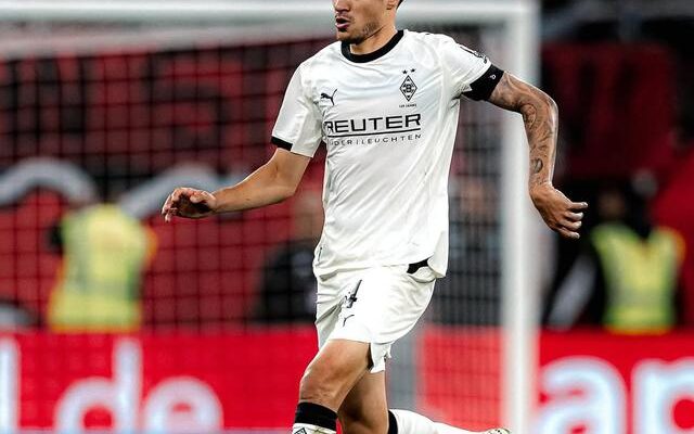 Misi Penyelamatan Monchengladbach: Kevin Diks Sebut Dukungan Suporter Jadi Kunci Hindari Degradasi