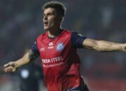 Perkuat Lini Serang, Persib Bandung Resmi Daratkan Striker Spanyol Sergio Castel