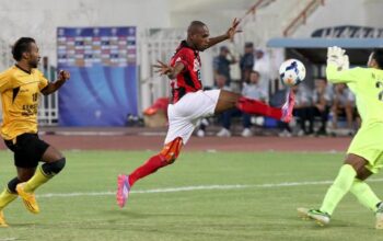 Menanti Keajaiban di GBLA: Misi "Remontada" Persib atas Ratchaburi FC dan Memori Indah Persipura 2014