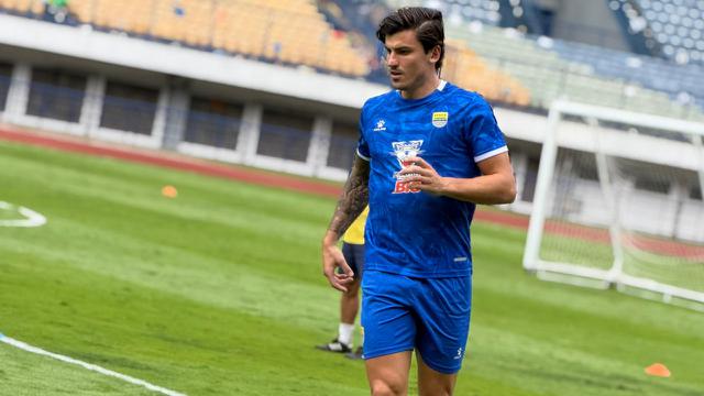 Misi Asia: Persib Boyong 23 Pemain ke Thailand, Sergio Castel Siap Tebar Ancaman di Markas Ratchaburi FC