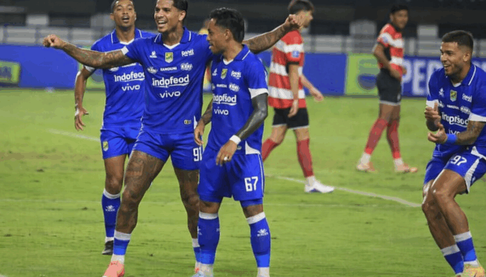 Rekap BRI Super League: Persib Pesta Gol ke Gawang Madura United, Borneo FC dan Dewa United Amankan Poin Penuh