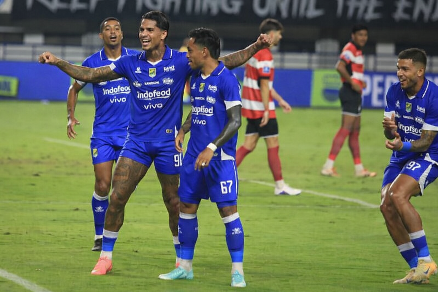 Rekap BRI Super League: Persib Pesta Gol ke Gawang Madura United, Borneo FC dan Dewa United Amankan Poin Penuh