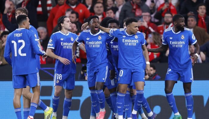 Hasil Liga Champions: Real Madrid Curi Kemenangan di Kandang Benfica, Mourinho Diusir Wasit
