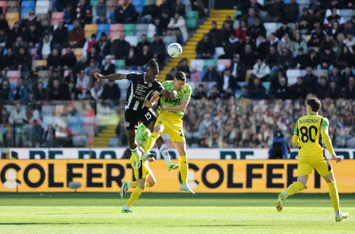 Performa Impresif! Jay Idzes Matikan Dua Penyerang saat Sassuolo Taklukkan Udinese 2-1