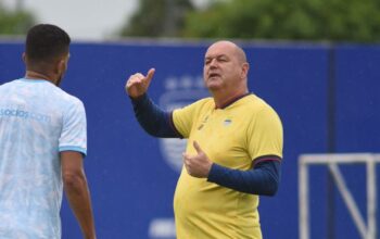 Persiapan Singkat, Bojan Hodak Ingatkan Persib Bandung Tetap Waspada Hadapi Madura United