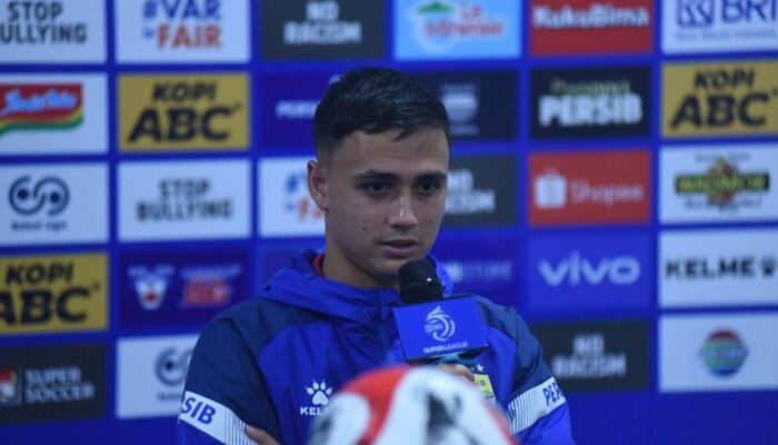 Eliano Reijnders Nilai Performa Persib Bandung Masih Harus Dibenahi Meski Menang atas Persita