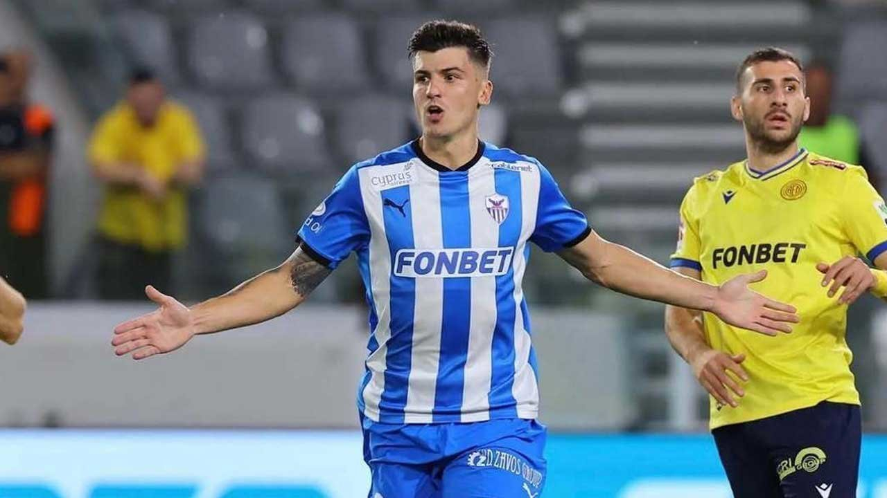 Mengenal Sergio Castel, Penyerang Asal Spanyol yang Masuk Radar Persib Bandung