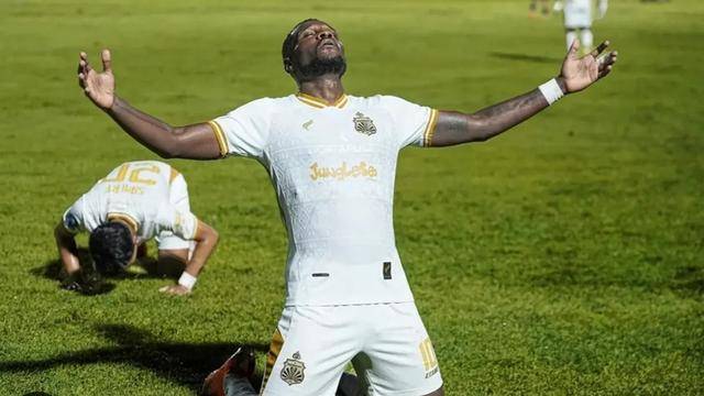 BRI Super League: Bernard Henry Doumbia, Mesin Gol Baru Bhayangkara FC yang Bersinar di Jawa Timur