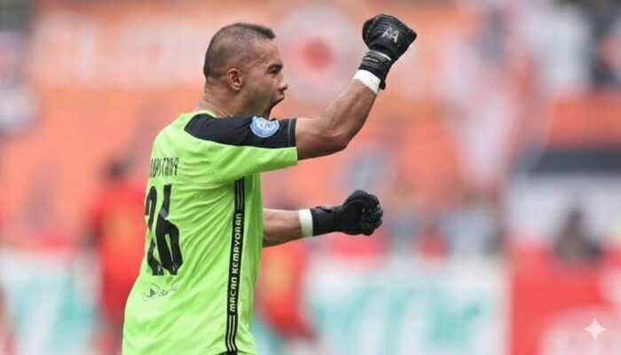 Kiper Persija Jakarta, Andritany Ardhiyasa, menilai kebobolan dua gol saat menghadapi Malut United sebagai hal yang masih masuk akal dalam sepak bola