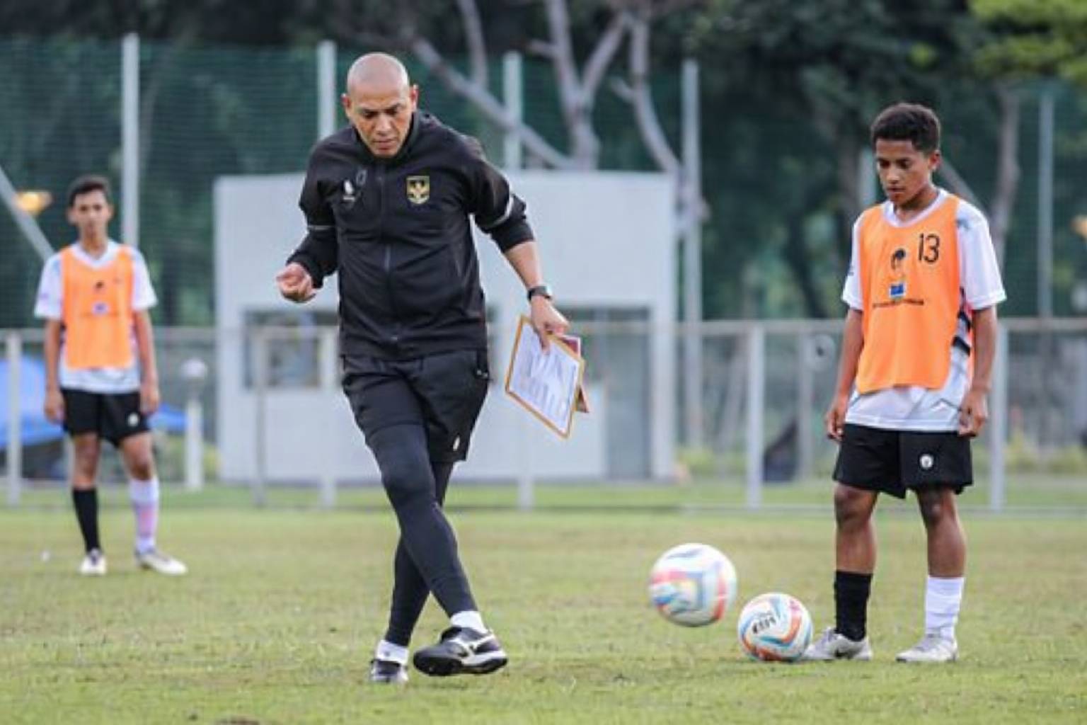 Menyambut Kolaborasi Nova Arianto dan John Herdman di Timnas Indonesia