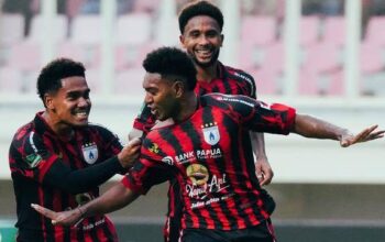 Suka Duka Owen Rahadiyan Sebagai Manajer Persipura: Dari Krisis Finansial hingga Ambisi Kembali ke Liga 1
