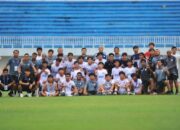 Nova Arianto Kembali Pimpin Timnas U-17 Indonesia saat Uji Coba Kontra China, Kurniawan Dwi Yulianto Turut Mendampingi