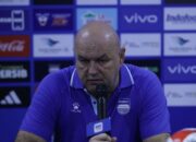 Bojan Hodak Soroti Penampilan Persib Usai Takluk dari Ratchaburi FC