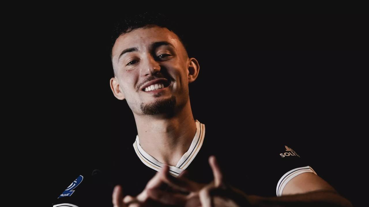 Peringatan Raja Isa: Pemain Muda Diaspora Terancam "Zona Nyaman" di BRI Super League