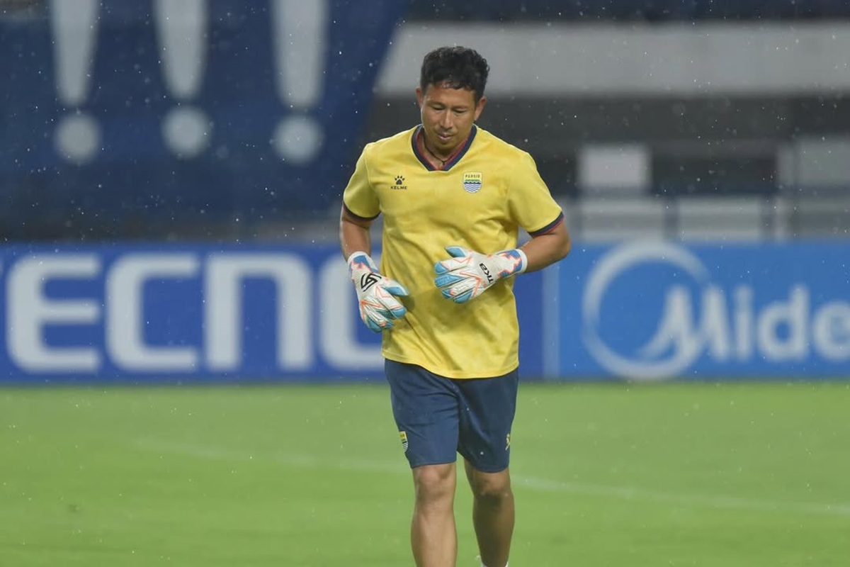 Persib Bandung Masukkan Nama Made Wirawan ke Daftar Pemain, Meski Sudah Gantung Sarung Tangan